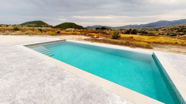 3 soveværelse Villa til salg i La Romana med garage - € 449.995 (Ref: 10172567)