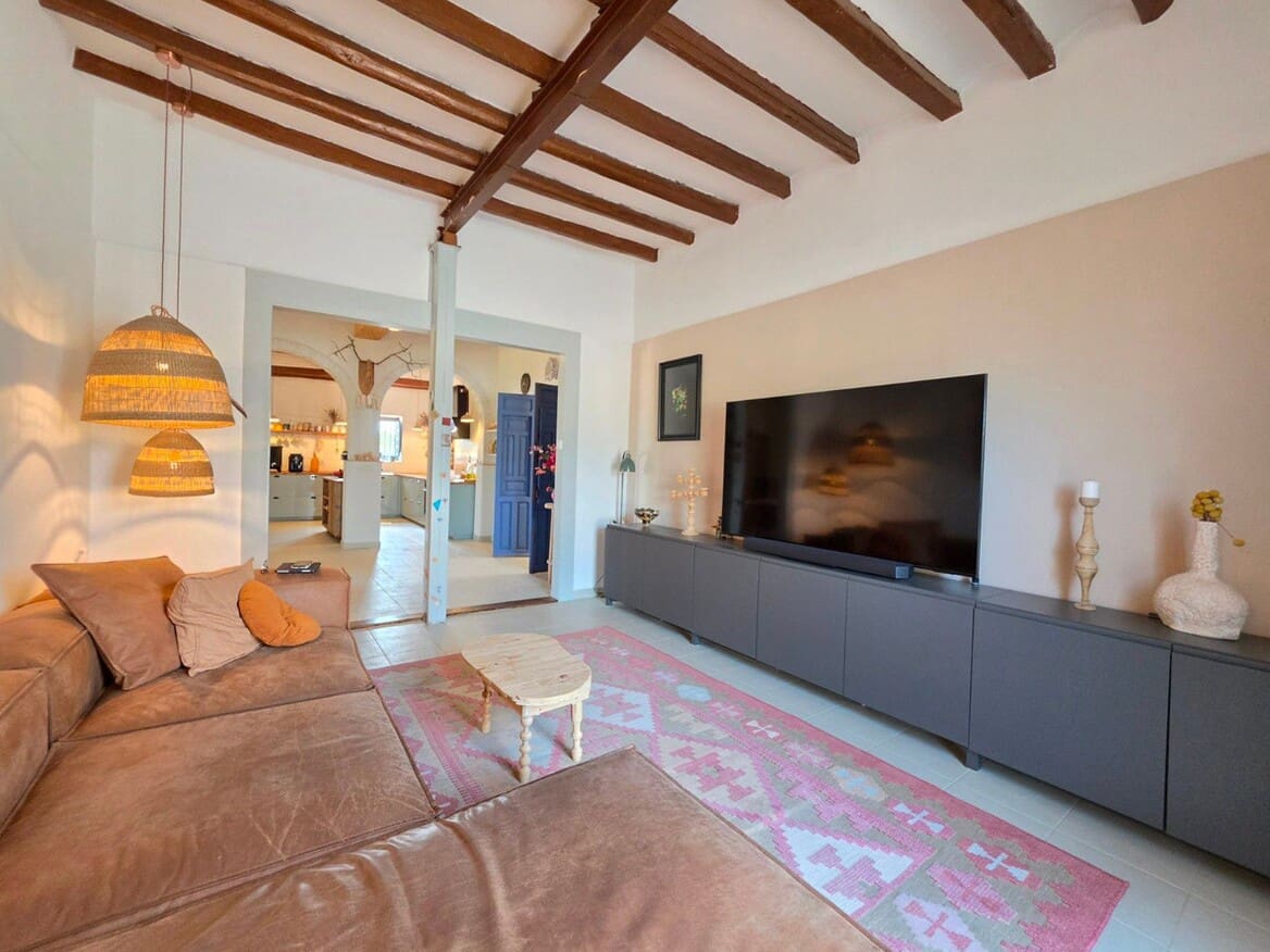 6 soveværelse Finca/Landehus til salg i Elche / Elx med swimmingpool garage - € 850.000 (Ref: 10172568)
