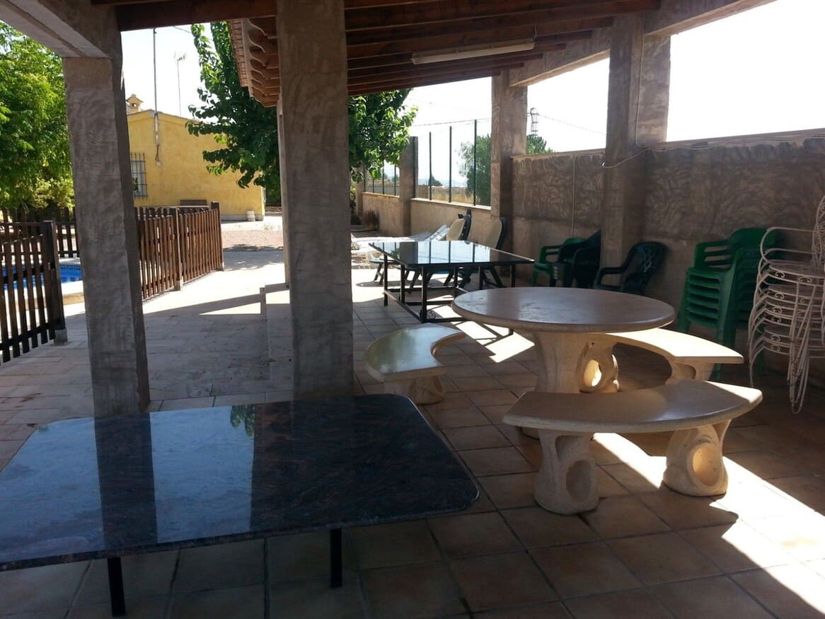3 soverom Villa til salgs i La Romana med svømmebasseng garasje - € 385 000 (Ref: 10172569)