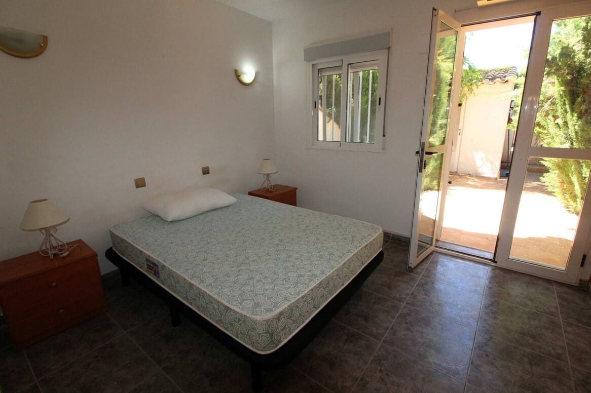 2 sovrum Hus till salu i Santa Pola med pool - 275 000 € (Ref: 10172570)