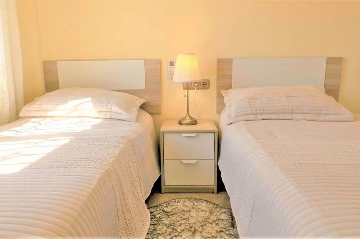 Chalet de 3 habitaciones en Alicante / Alacant ciudad en venta con piscina - 390.000 € (Ref: 10172571)