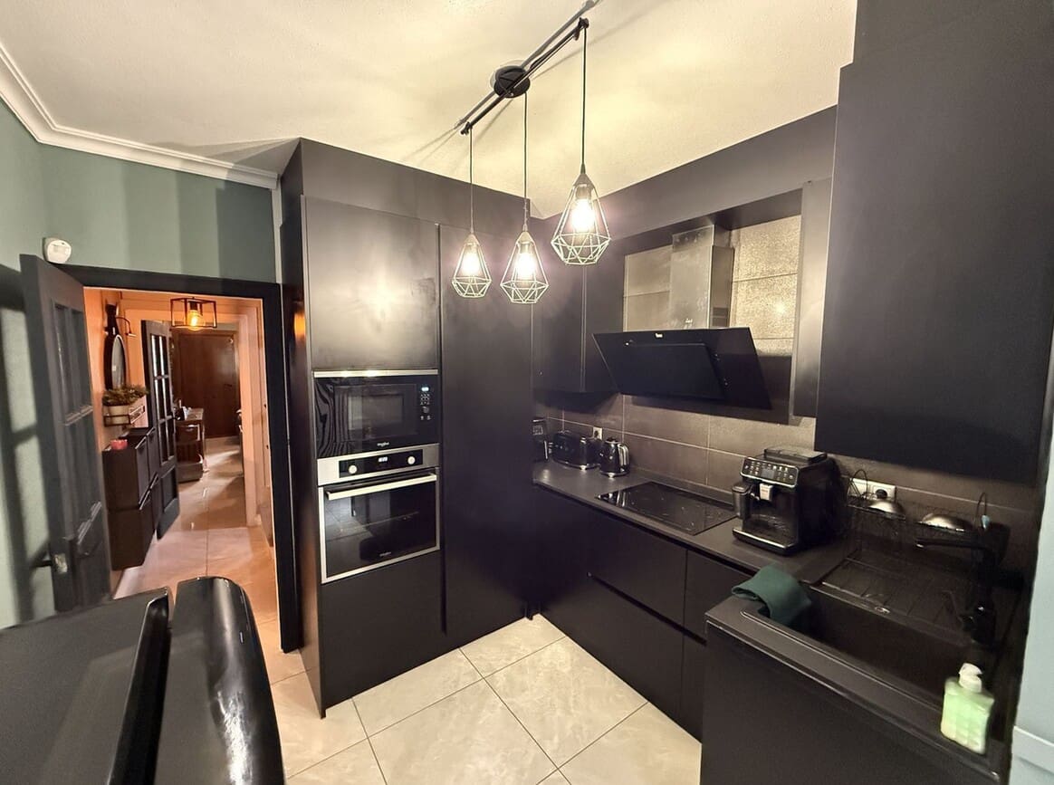 3 soveværelse Villa til salg i Orihuela Costa med swimmingpool garage - € 264.900 (Ref: 10172572)