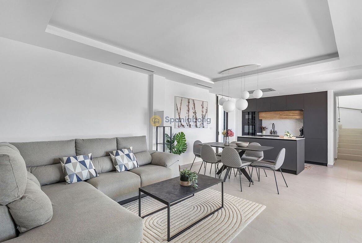 3 soveværelse Villa til salg i Rojales med swimmingpool garage - € 779.000 (Ref: 10172574)