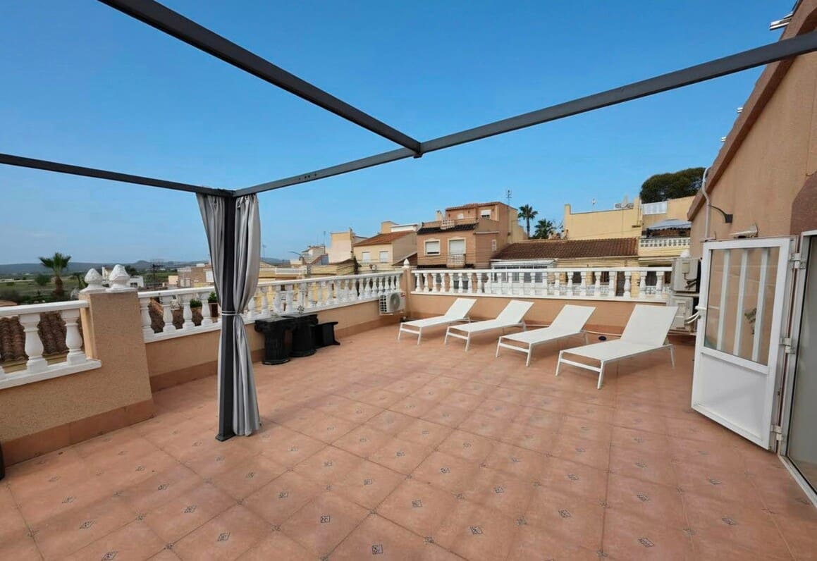5 soverom Villa til salgs i San Fulgencio med svømmebasseng garasje - € 338 000 (Ref: 10172576)