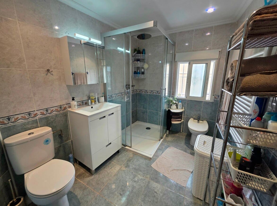 5 soverom Villa til salgs i San Fulgencio med svømmebasseng garasje - € 338 000 (Ref: 10172576)