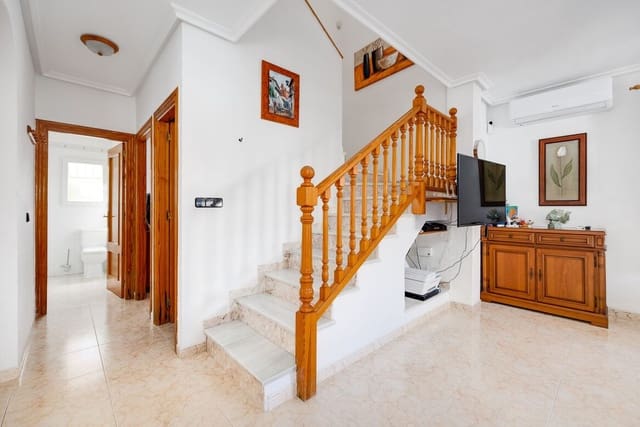 3 soverom Villa til salgs i La Zenia, Orihuela med svømmebasseng garasje - € 389 000 (Ref: 10172579)