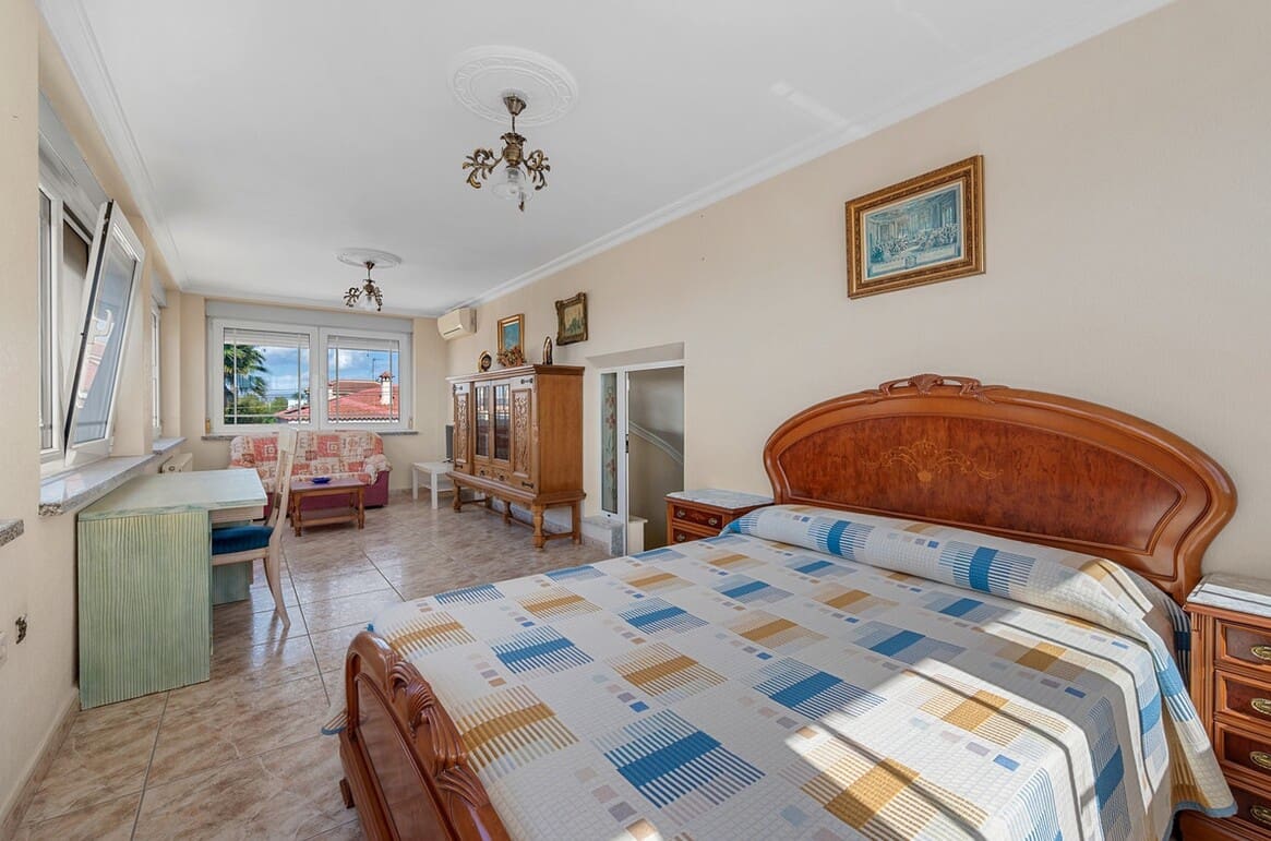 Casa de 7 habitaciones en Rojales en venta con piscina garaje - 649.000 € (Ref: 10172580)