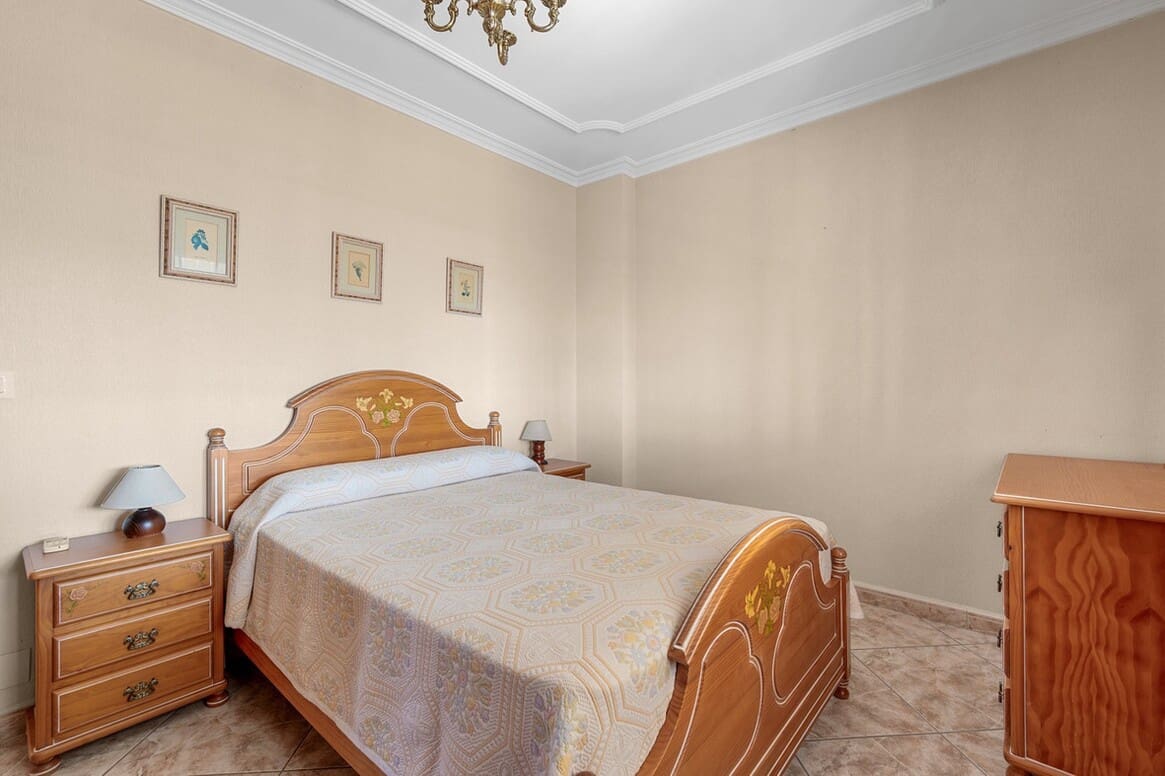 Casa de 7 habitaciones en Rojales en venta con piscina garaje - 649.000 € (Ref: 10172580)