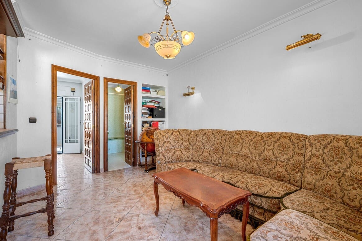 Casa de 7 habitaciones en Rojales en venta con piscina garaje - 649.000 € (Ref: 10172580)