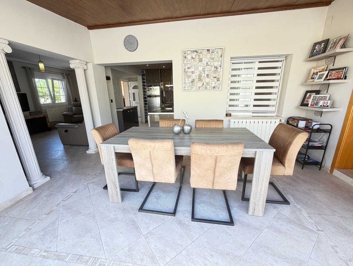 4 chambre Villa/Maison à vendre à Cabo Roig avec piscine garage - 749 000 € (Ref: 10172581)