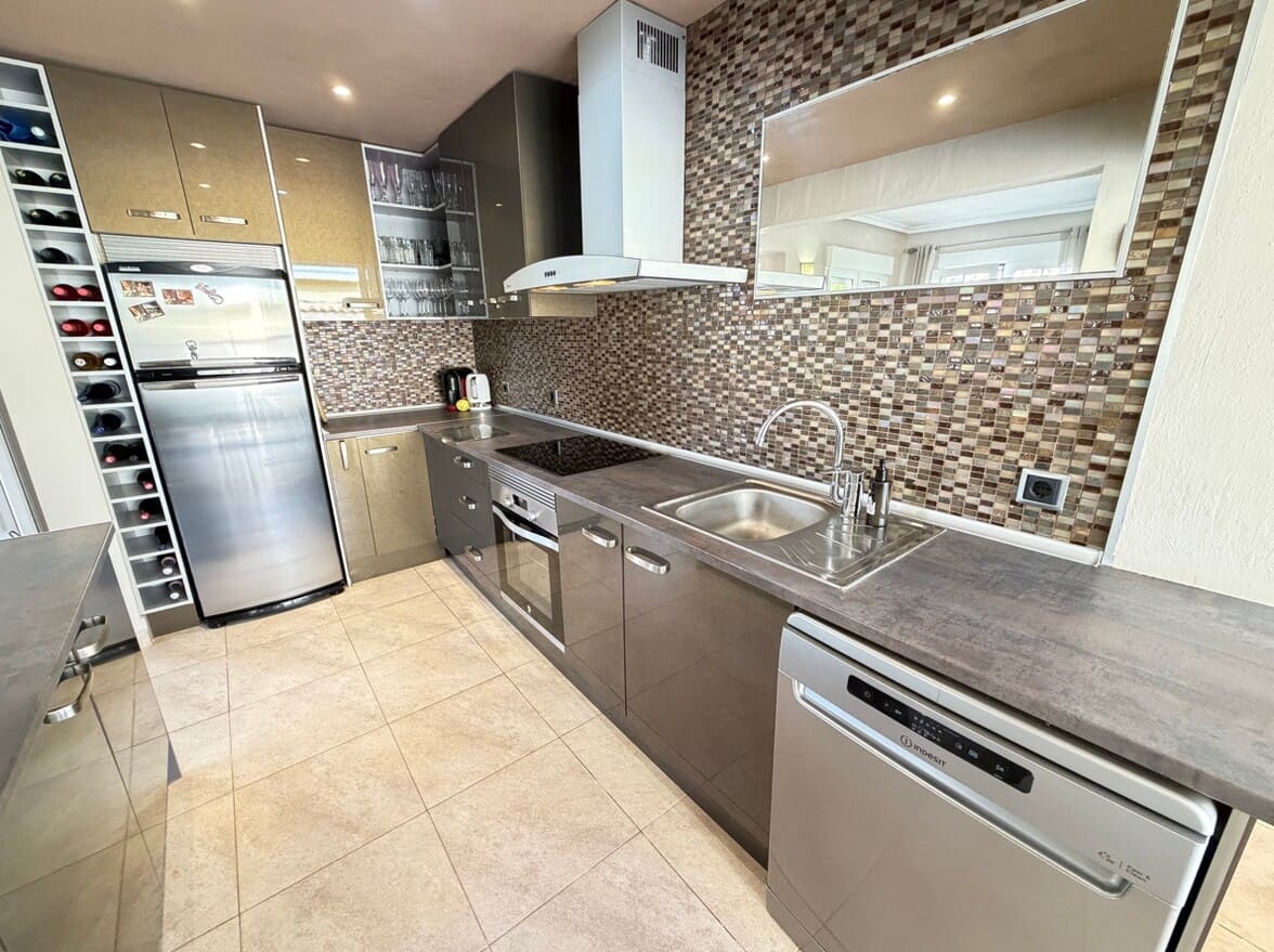 4 chambre Villa/Maison à vendre à Cabo Roig avec piscine garage - 749 000 € (Ref: 10172581)