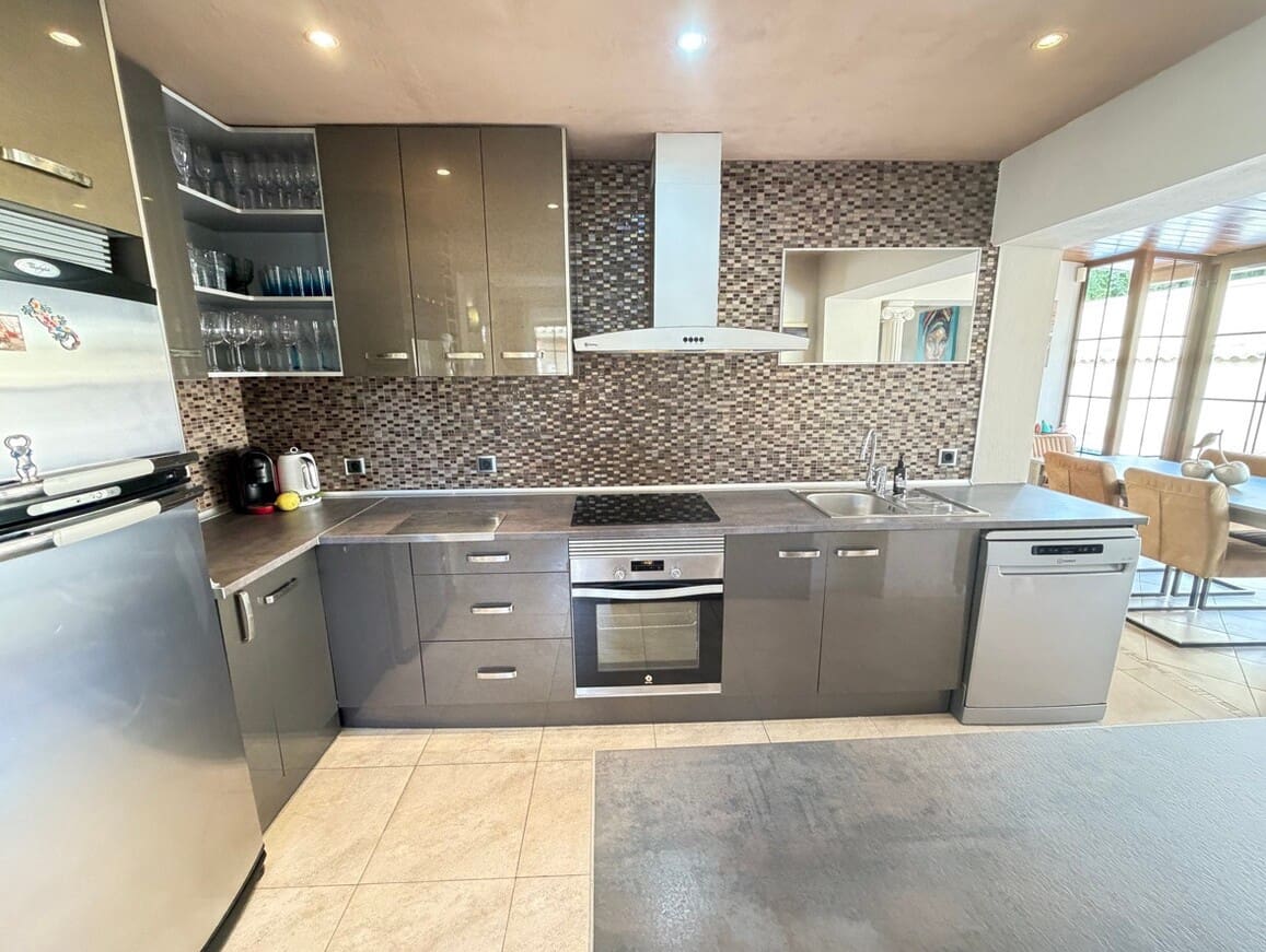 4 chambre Villa/Maison à vendre à Cabo Roig avec piscine garage - 749 000 € (Ref: 10172581)