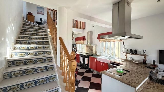 5 Zimmer Villa zu verkaufen in Las Ramblas Golf, Orihuela mit Pool Garage - 635.000 € (Ref: 10172582)
