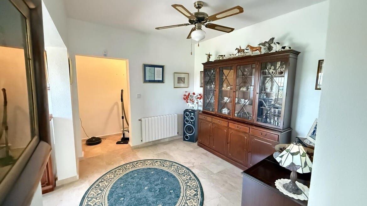 5 Zimmer Villa zu verkaufen in Las Ramblas Golf mit Pool Garage - 635.000 € (Ref: 10172582)