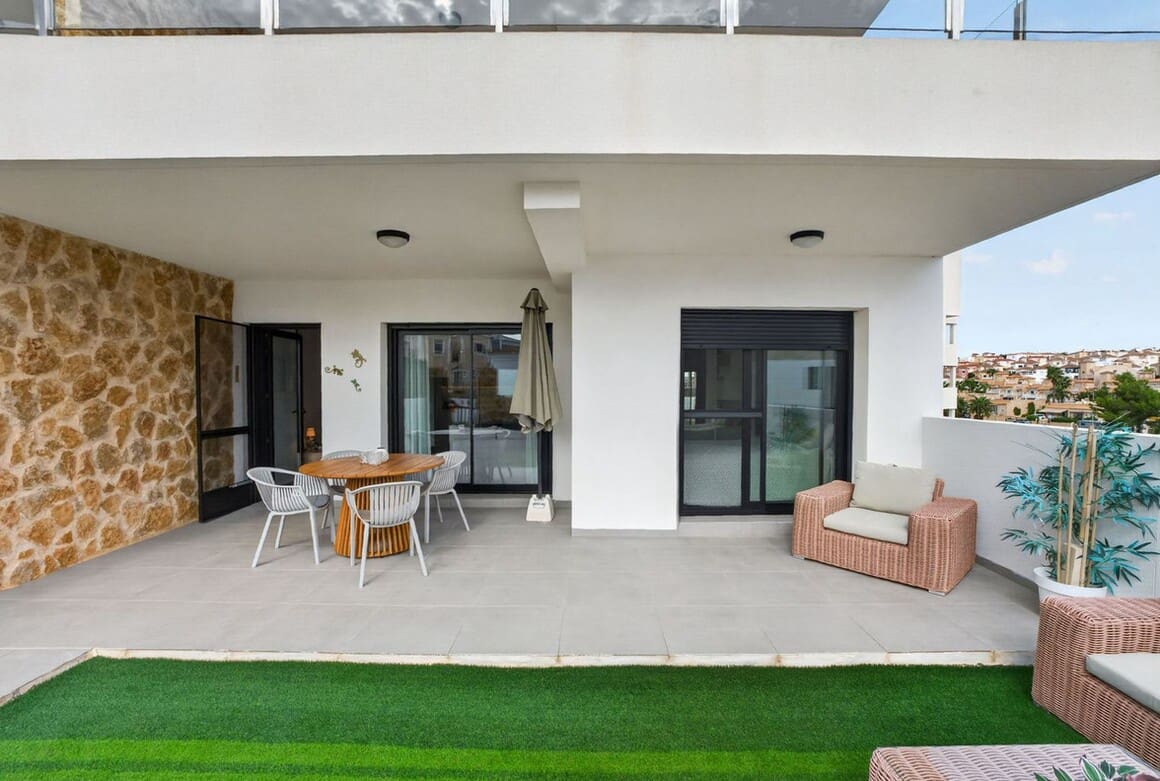 3 sypialnia Apartament na sprzedaż w Orihuela Costa z basenem garażem - 340 000 € (Ref: 10172583)