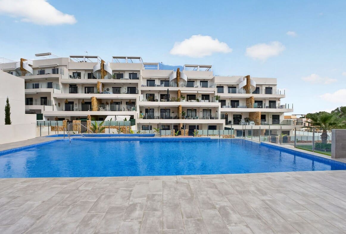 3 sypialnia Apartament na sprzedaż w Orihuela Costa z basenem garażem - 340 000 € (Ref: 10172583)