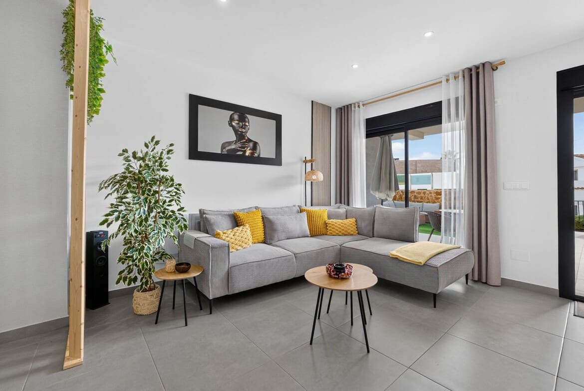 3 sypialnia Apartament na sprzedaż w Orihuela Costa z basenem garażem - 340 000 € (Ref: 10172583)