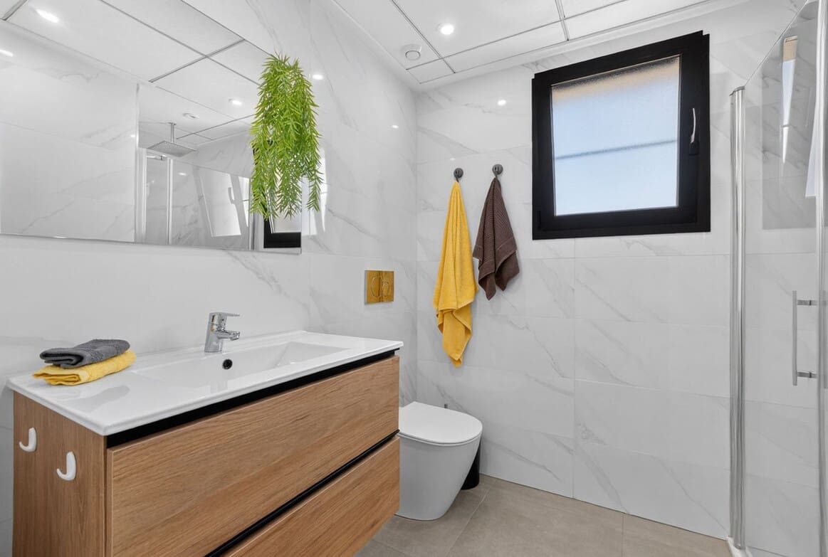 3 sypialnia Apartament na sprzedaż w Orihuela Costa z basenem garażem - 340 000 € (Ref: 10172583)