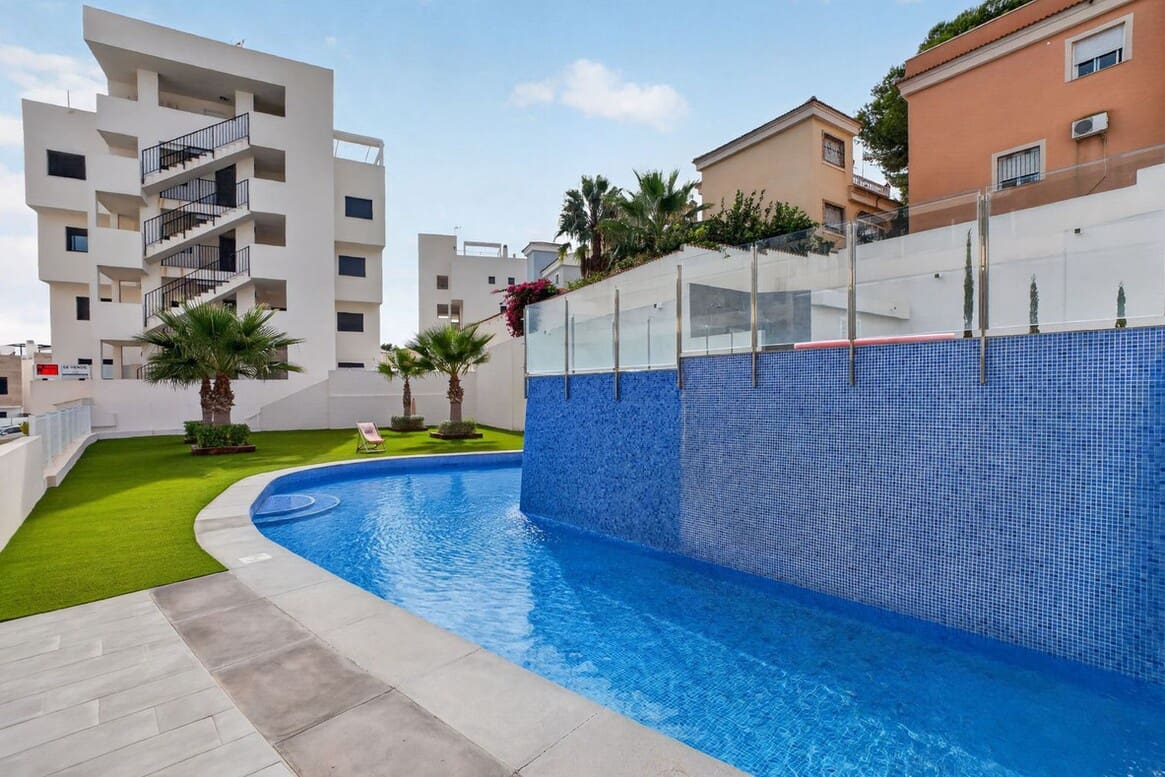 3 sypialnia Apartament na sprzedaż w Orihuela Costa z basenem garażem - 340 000 € (Ref: 10172583)