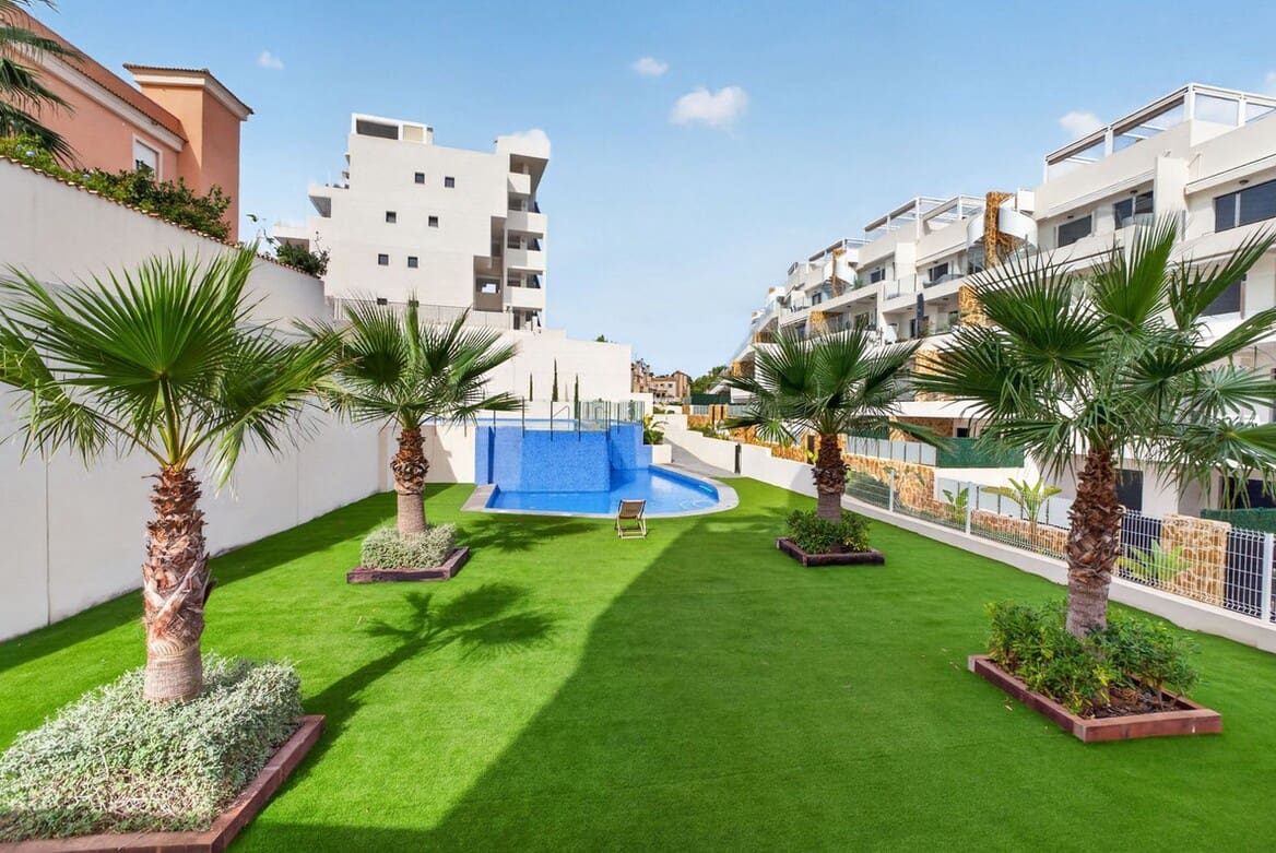 3 sypialnia Apartament na sprzedaż w Orihuela Costa z basenem garażem - 340 000 € (Ref: 10172583)