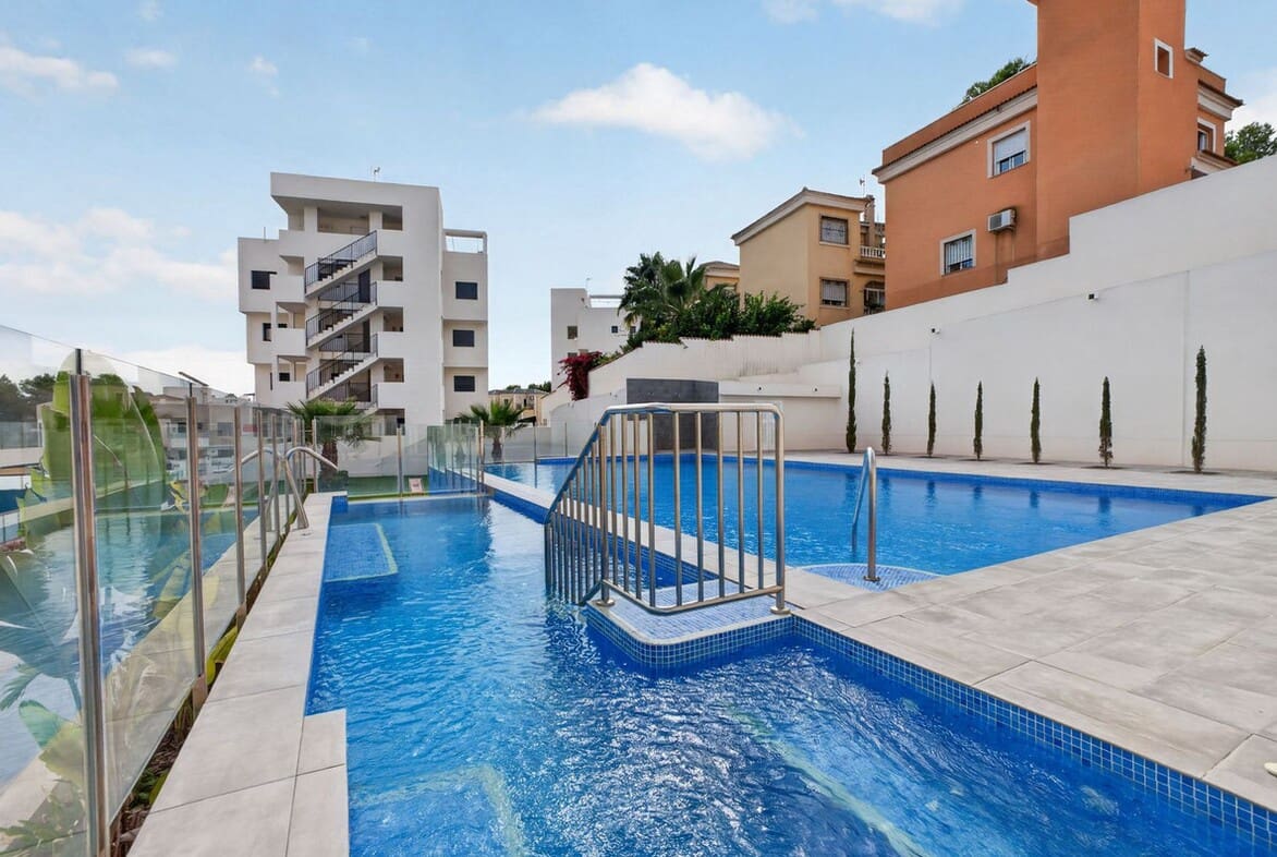 3 sypialnia Apartament na sprzedaż w Orihuela Costa z basenem garażem - 340 000 € (Ref: 10172583)