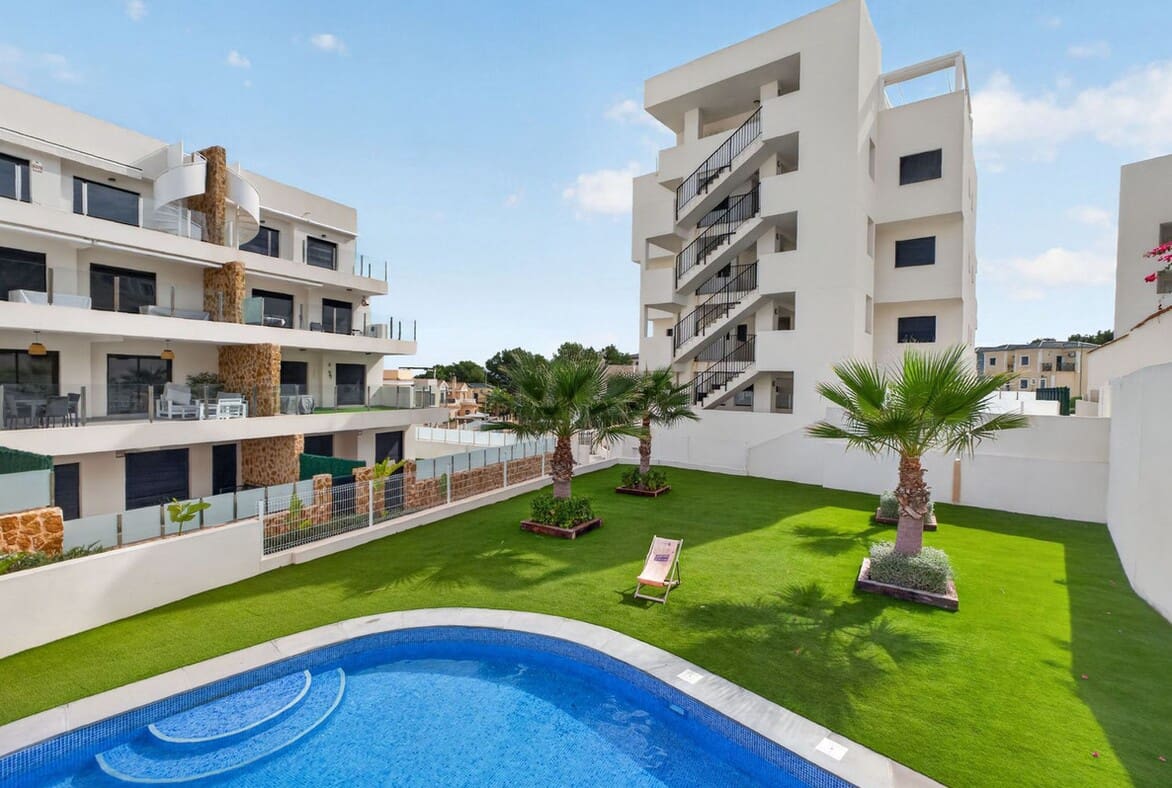 3 sypialnia Apartament na sprzedaż w Orihuela Costa z basenem garażem - 340 000 € (Ref: 10172583)
