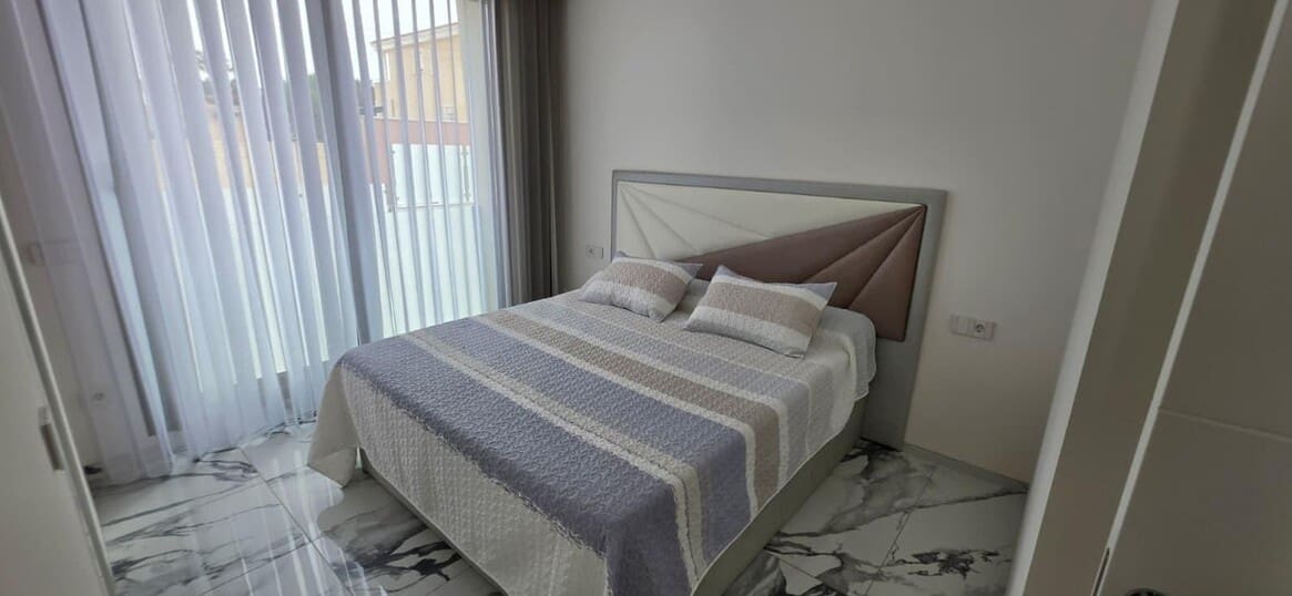 5 soveværelse Villa til salg i Torrevieja med swimmingpool garage - € 1.400.000 (Ref: 10172584)
