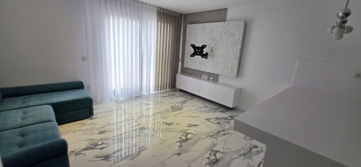 5 soveværelse Villa til salg i Torrevieja med swimmingpool garage - € 1.400.000 (Ref: 10172584)