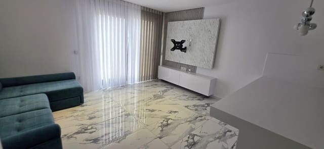 5 soveværelse Villa til salg i Puerto Deportivo, Torrevieja med swimmingpool garage - € 1.400.000 (Ref: 10172584)