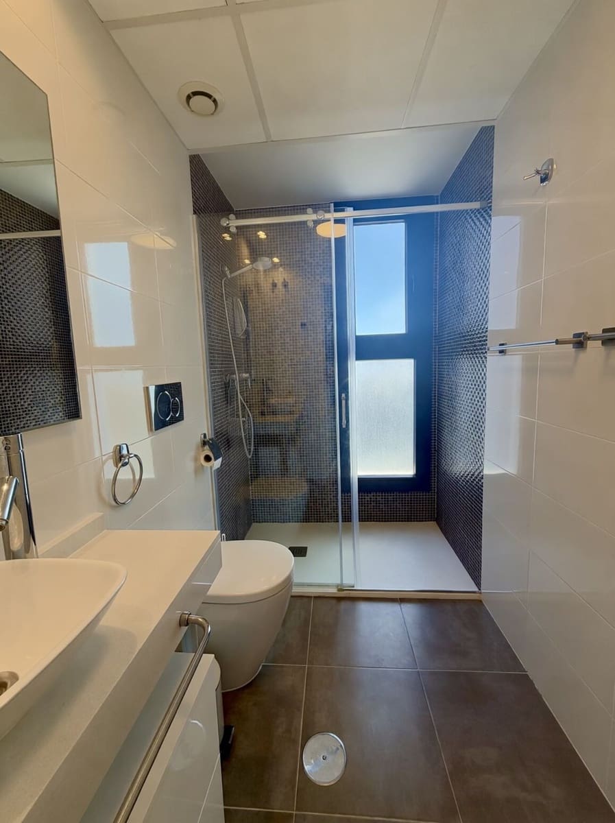 2 soverom Leilighet til salgs i Orihuela Costa med svømmebasseng - € 509 900 (Ref: 10172585)