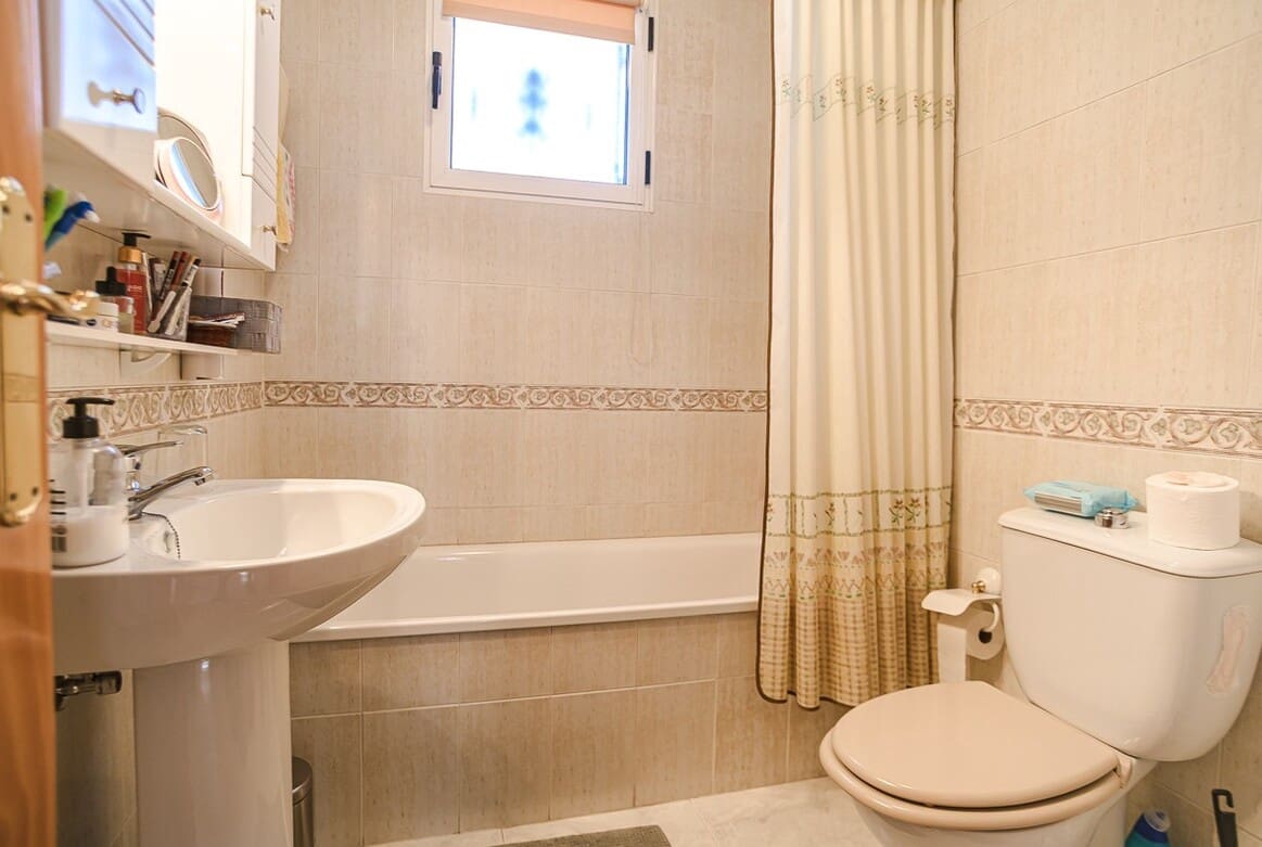 2 Zimmer Villa zu verkaufen in Los Altos mit Pool Garage - 285.000 € (Ref: 10172586)