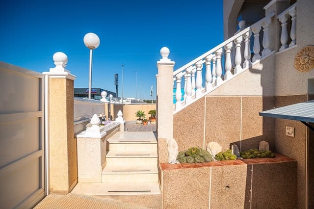 Chalet de 2 habitaciones en Los Altos en venta con piscina garaje - 285.000 € (Ref: 10172586)
