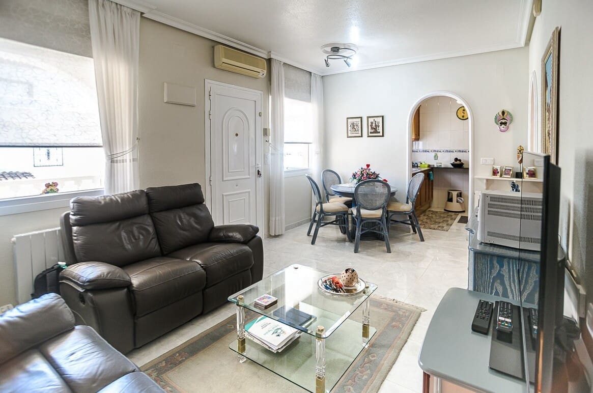 2 Zimmer Villa zu verkaufen in Los Altos mit Pool Garage - 285.000 € (Ref: 10172586)