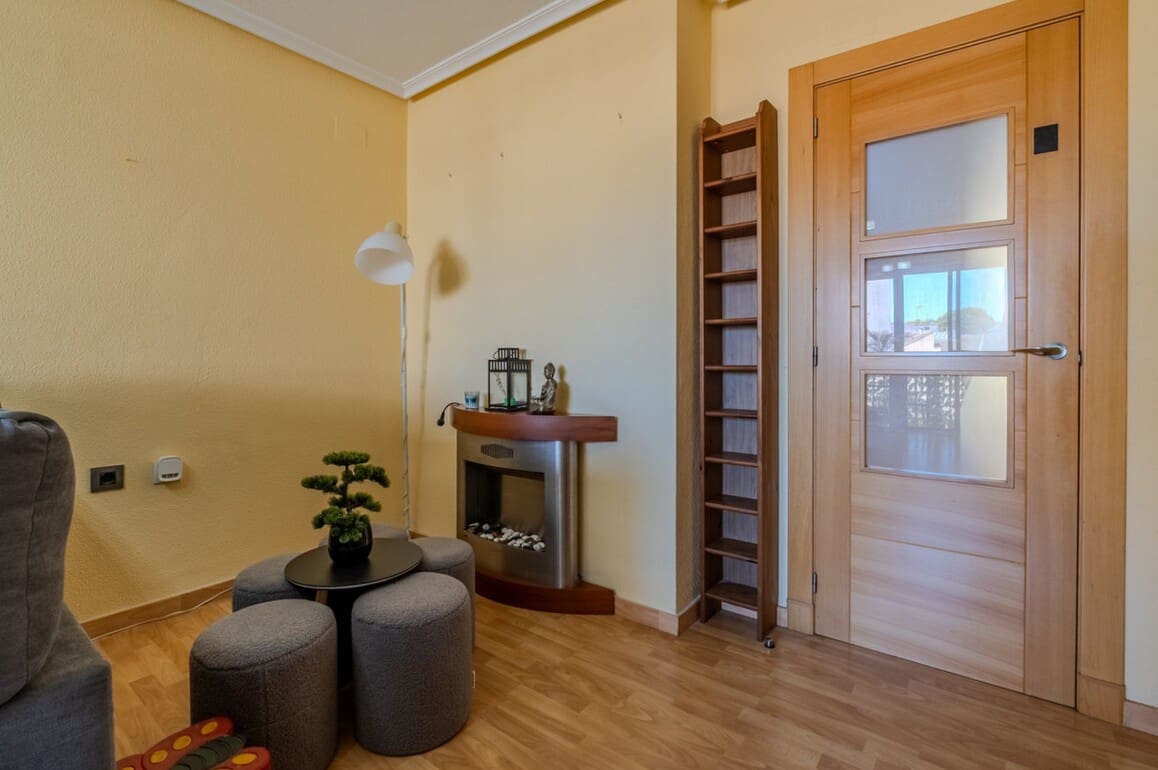 3 quarto Apartamento para venda em Guardamar del Segura com garagem - 225 000 € (Ref: 10172587)