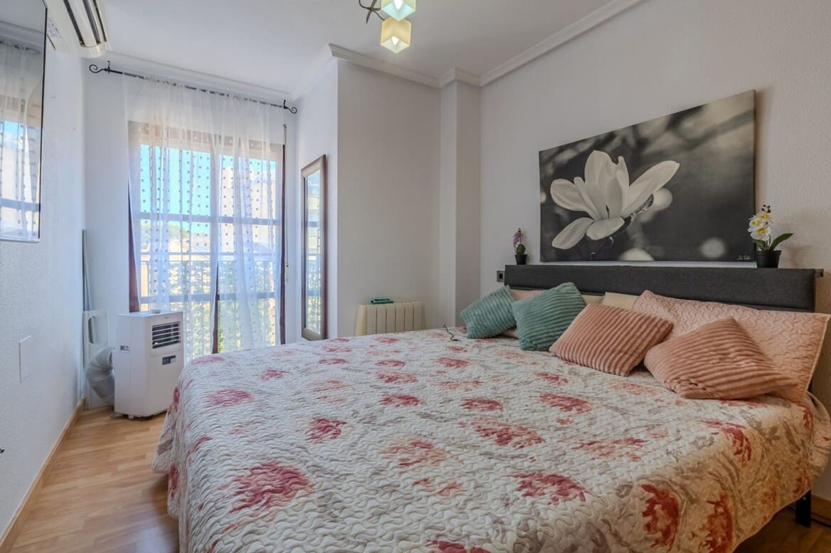 3 quarto Apartamento para venda em Guardamar del Segura com garagem - 225 000 € (Ref: 10172587)