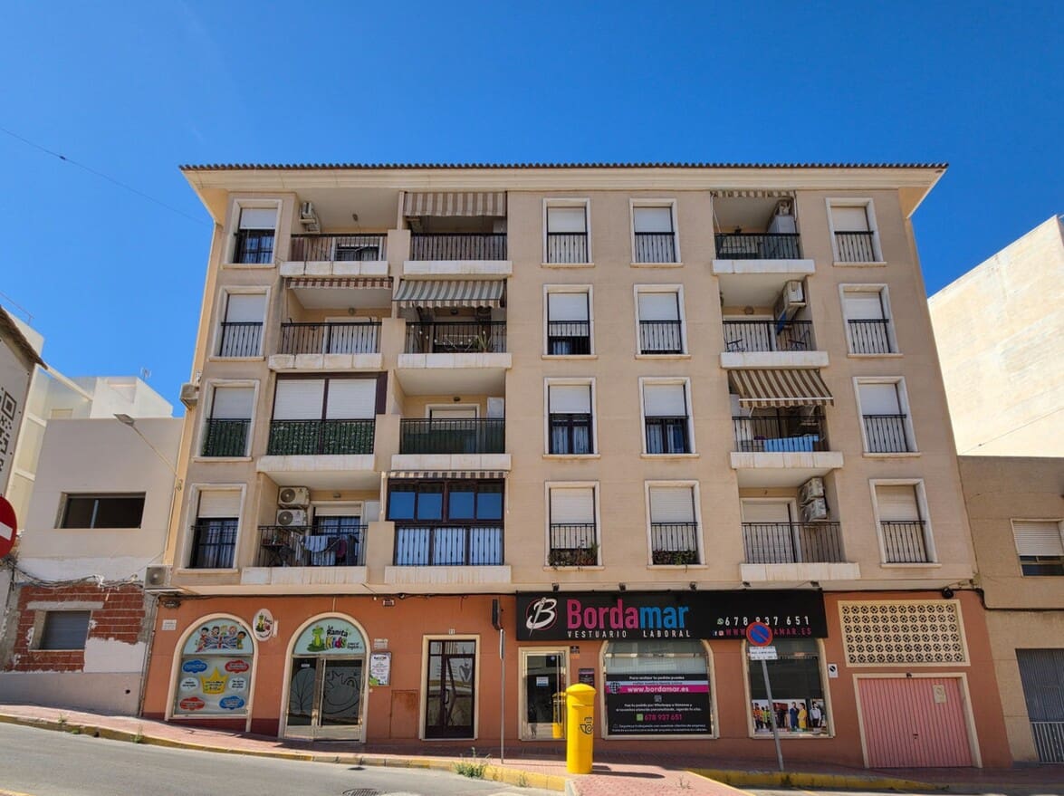 3 quarto Apartamento para venda em Guardamar del Segura com garagem - 225 000 € (Ref: 10172587)