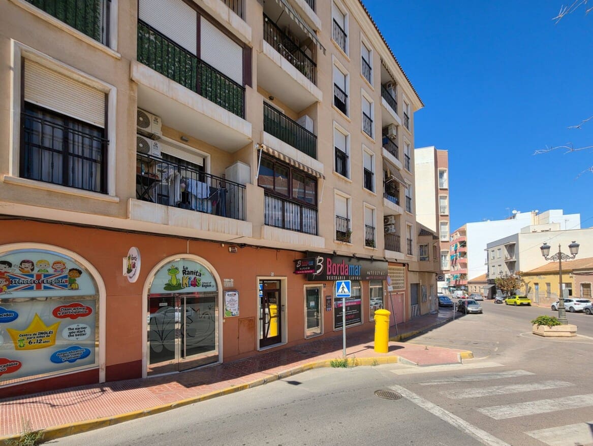 3 quarto Apartamento para venda em Guardamar del Segura com garagem - 225 000 € (Ref: 10172587)