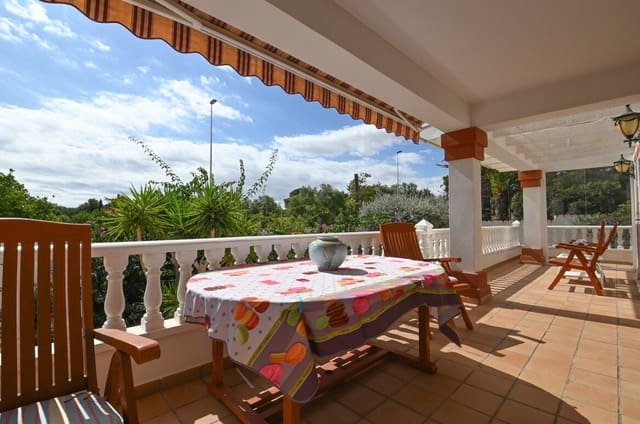 4 soverom Villa til salgs i Orihuela Costa, Orihuela med svømmebasseng garasje - € 799 900 (Ref: 10172588)