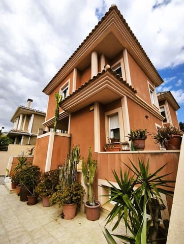 4 chambre Villa/Maison à vendre à Alicante Golf, Alicante ville avec piscine garage - 950 000 € (Ref: 10172589)