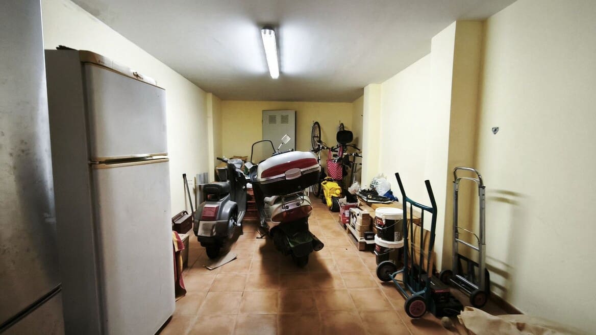 4 Zimmer Villa zu verkaufen in Alicante / Alacant Stadt mit Pool Garage - 950.000 € (Ref: 10172589)