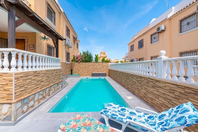 3 soveværelse Villa til salg i Ciudad Quesada, Rojales med swimmingpool - € 269.000 (Ref: 10172591)