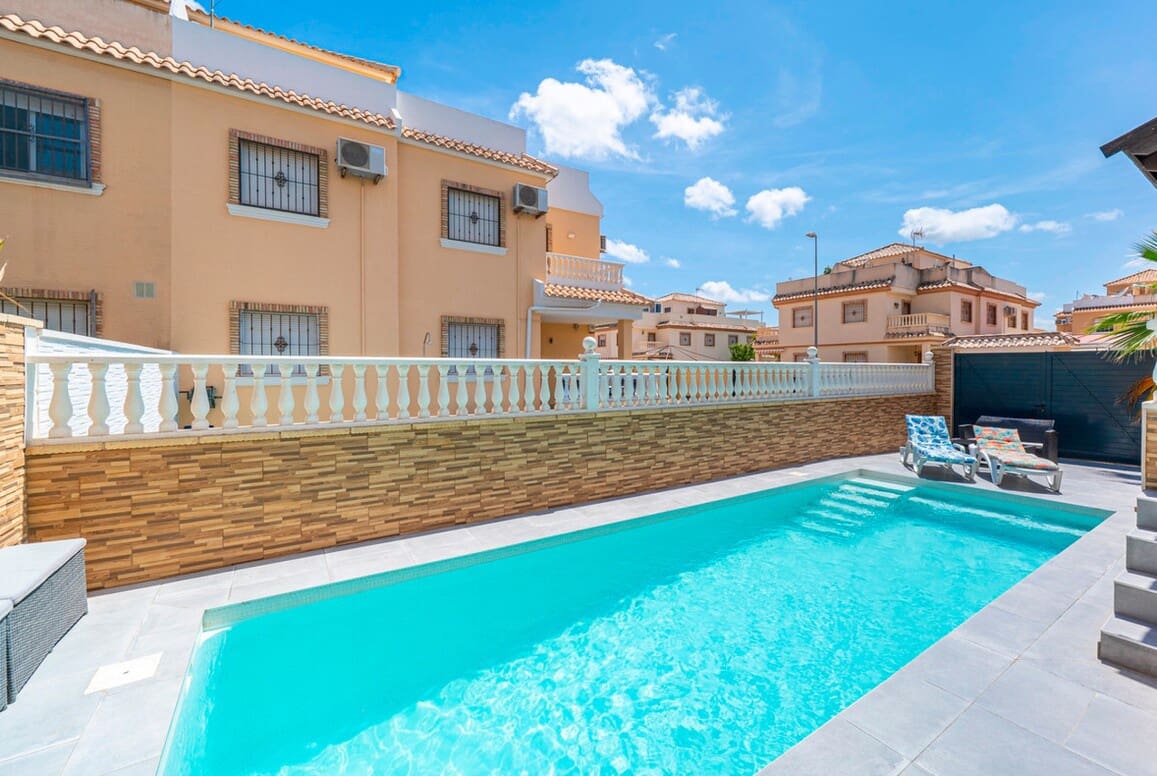 3 soveværelse Villa til salg i Rojales med swimmingpool - € 269.000 (Ref: 10172591)