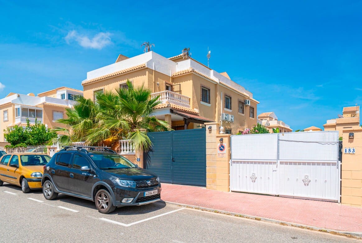 3 soveværelse Villa til salg i Rojales med swimmingpool - € 269.000 (Ref: 10172591)