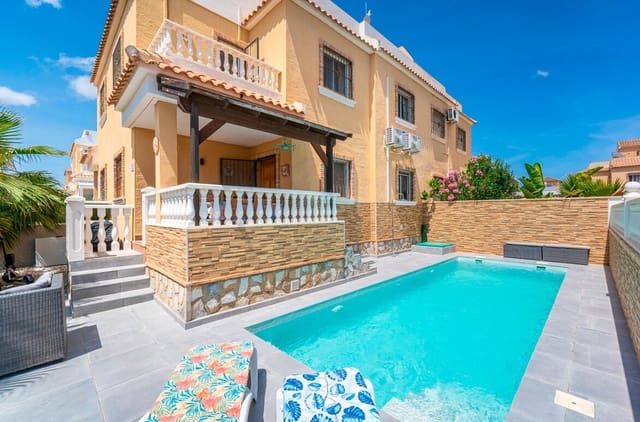 3 soveværelse Villa til salg i Ciudad Quesada, Rojales med swimmingpool - € 269.000 (Ref: 10172591)