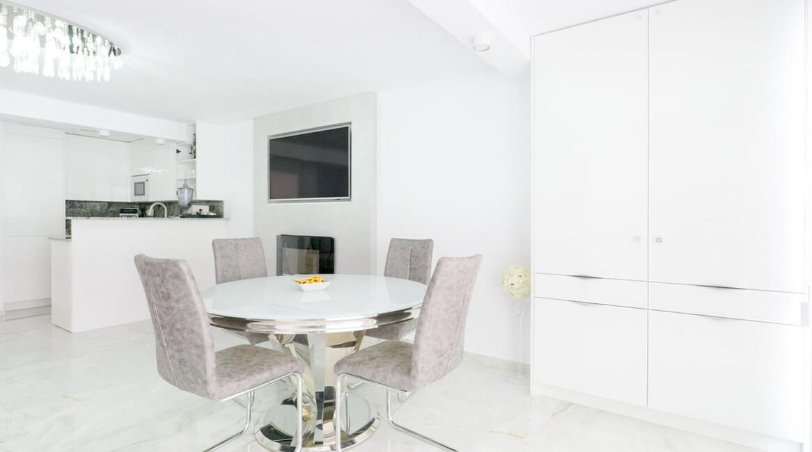 4 soverom Hus til salgs i Orihuela Costa med svømmebasseng garasje - € 589 000 (Ref: 10172592)
