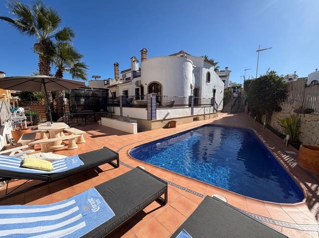 Chalet de 4 habitaciones en Algorfa en venta con piscina - 449.955 € (Ref: 10172595)