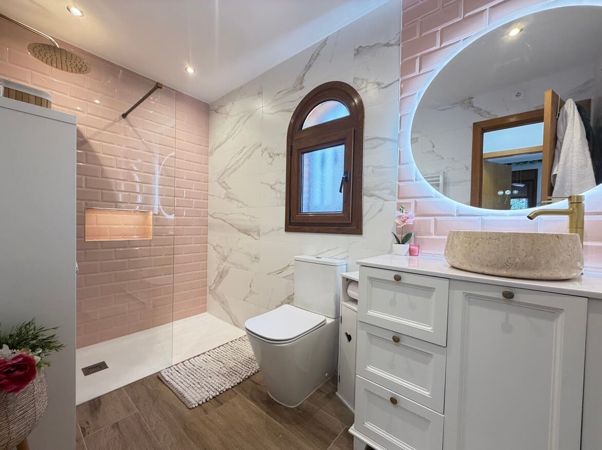 Chalet de 4 habitaciones en Algorfa en venta con piscina - 449.955 € (Ref: 10172595)