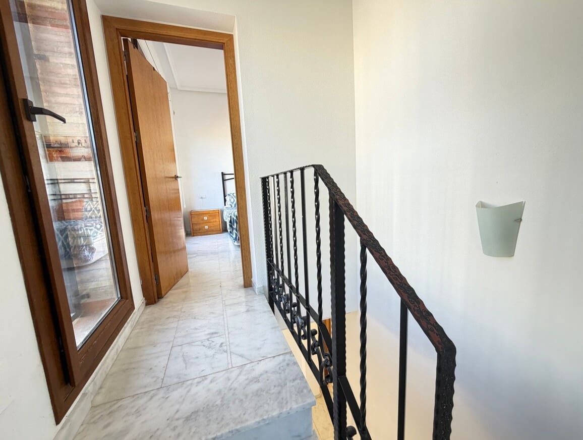 Chalet de 4 habitaciones en Algorfa en venta con piscina - 449.955 € (Ref: 10172595)