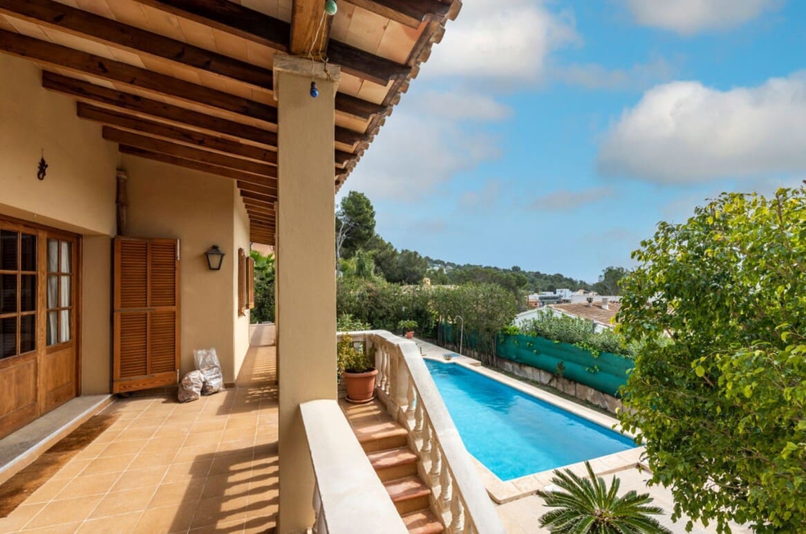 Chalet de 4 habitaciones en Calvià en venta con piscina garaje - 3.800.000 € (Ref: 10172598)