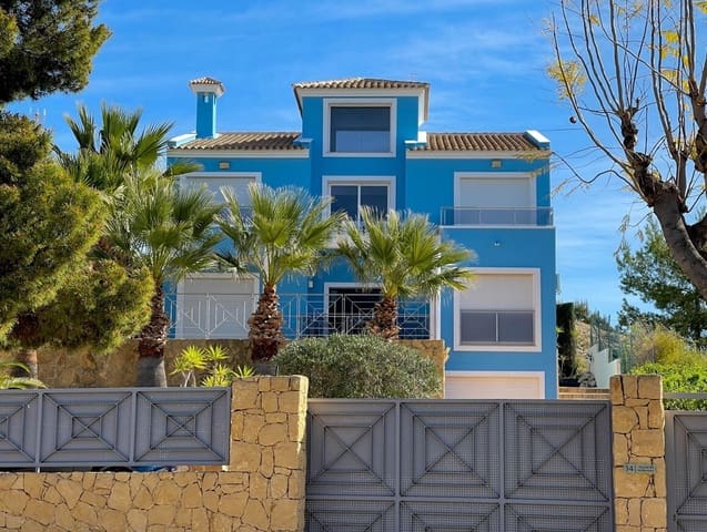 Chalet de 6 habitaciones en Monforte del Cid en venta con piscina garaje - 750.000 € (Ref: 10172600)